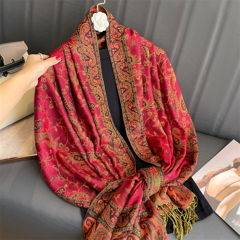 Warmer Ethno- Schal im Kaschmirlook