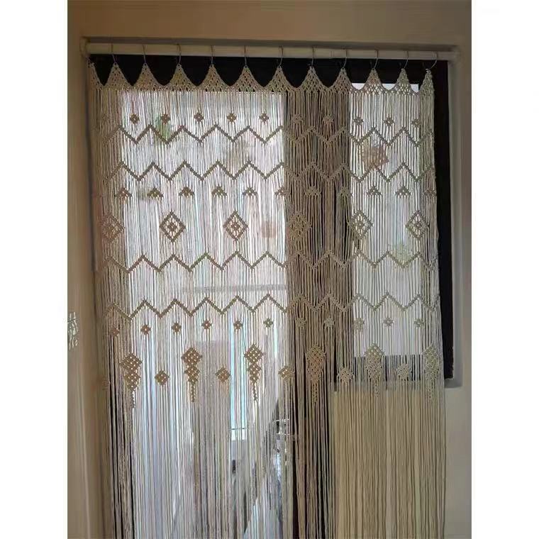 Handgewebter Türvorhang oder Fenstervorhang in beige