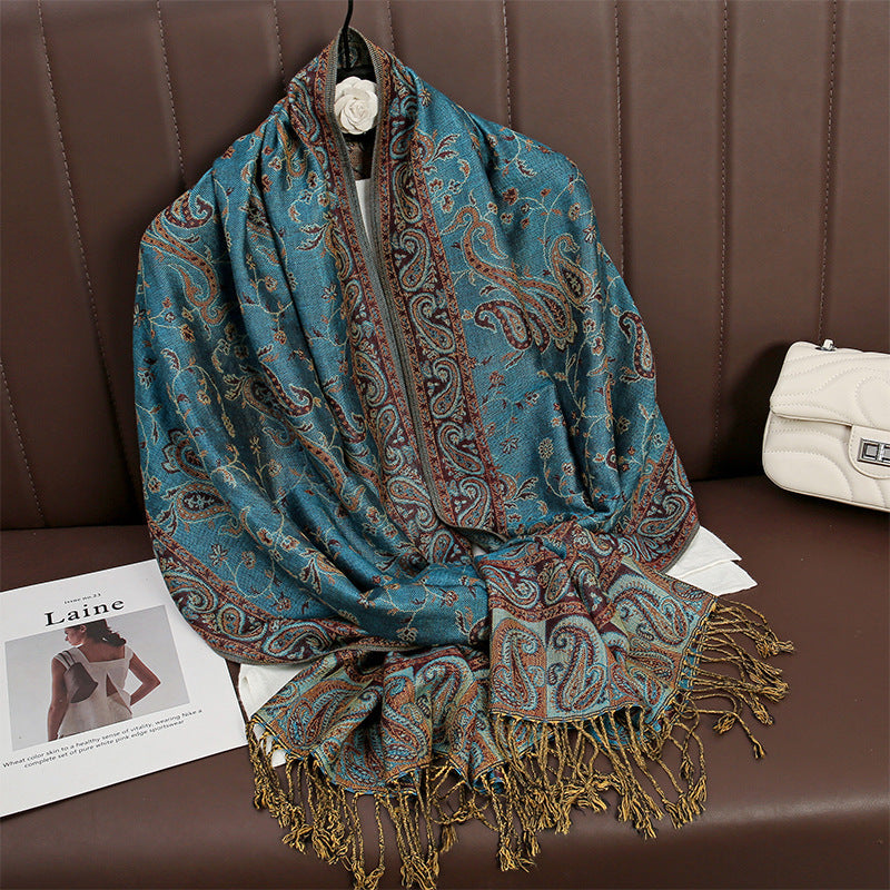 Warmer Ethno- Schal im Kaschmirlook