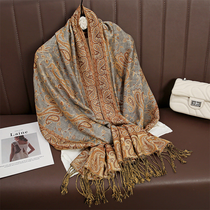 Warmer Ethno- Schal im Kaschmirlook