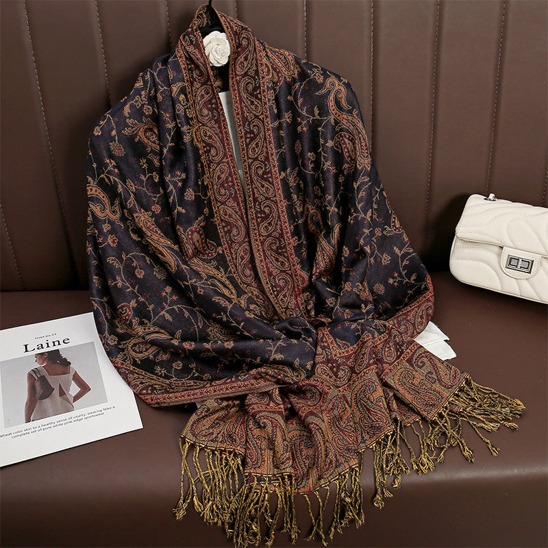Warmer Ethno- Schal im Kaschmirlook