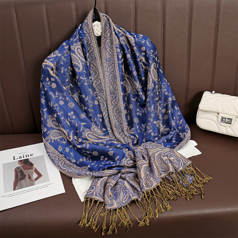 Warmer Ethno- Schal im Kaschmirlook